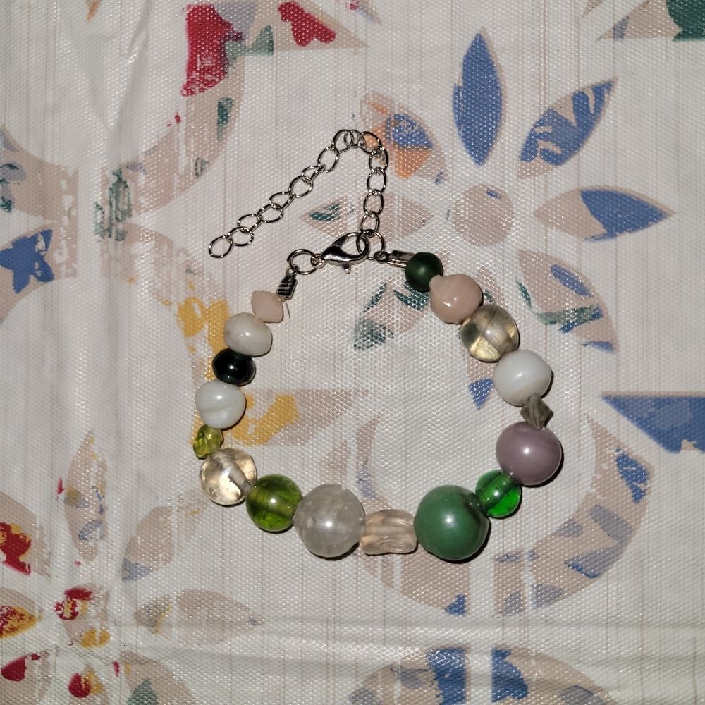 Jewelry bundle  - Picture 3 of 13